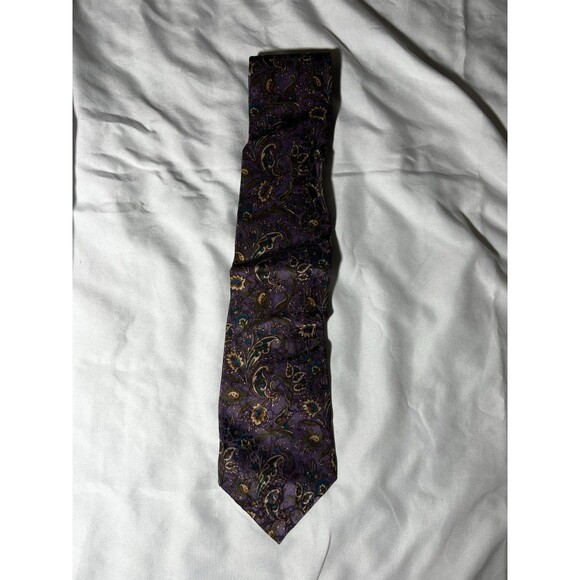 Christian Dior Monsieur All Silk Necktie Purple Filigree Pattern - Picture 8 of 10